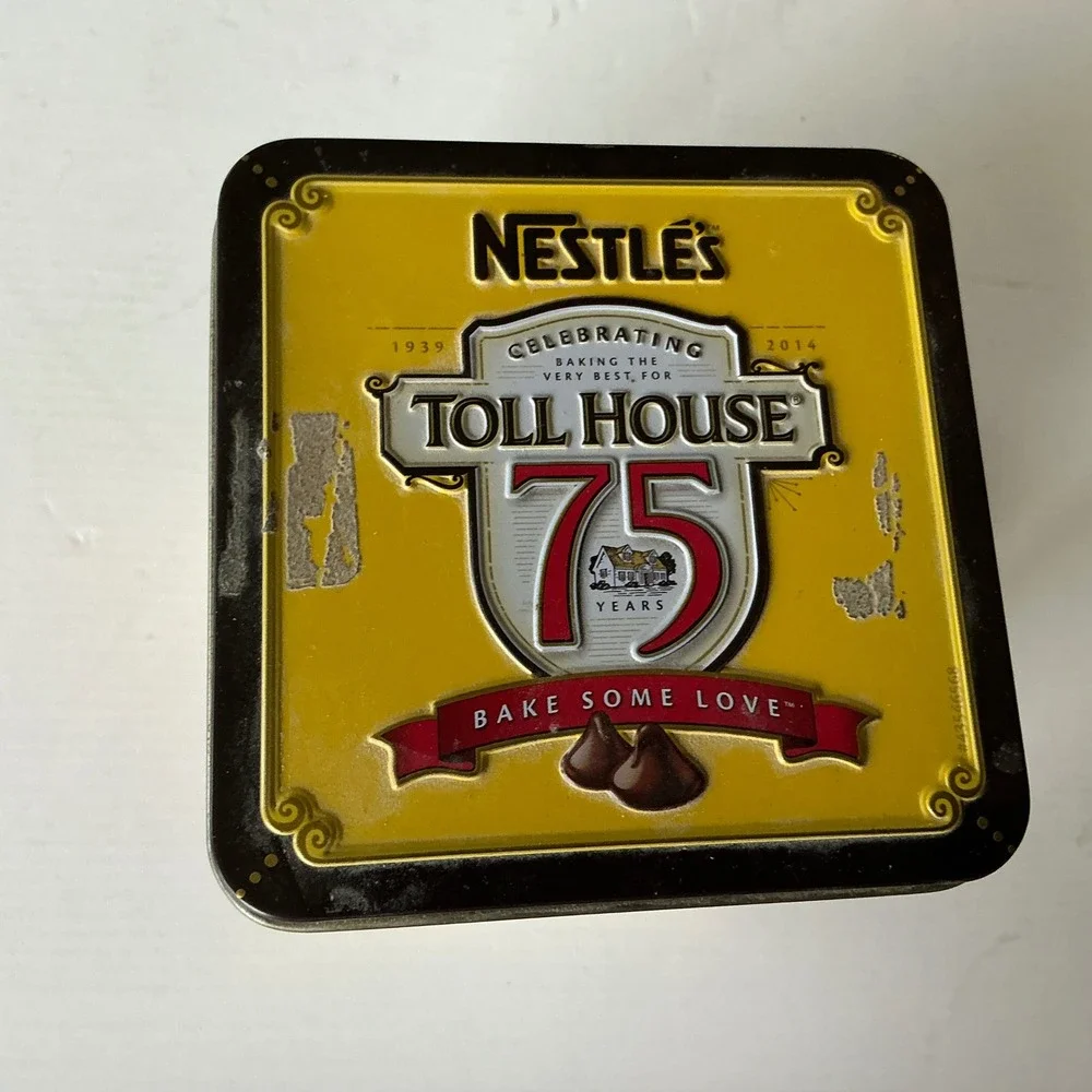 Nestle 75th Anniversary Tin Mrs Fields Cookie Book Sunset Cookies Cookbook Lot